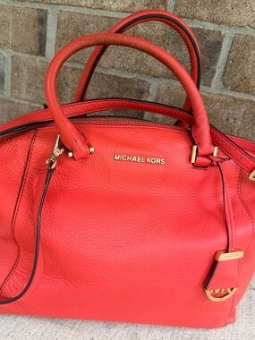 Michael Kors MK Riley satchel